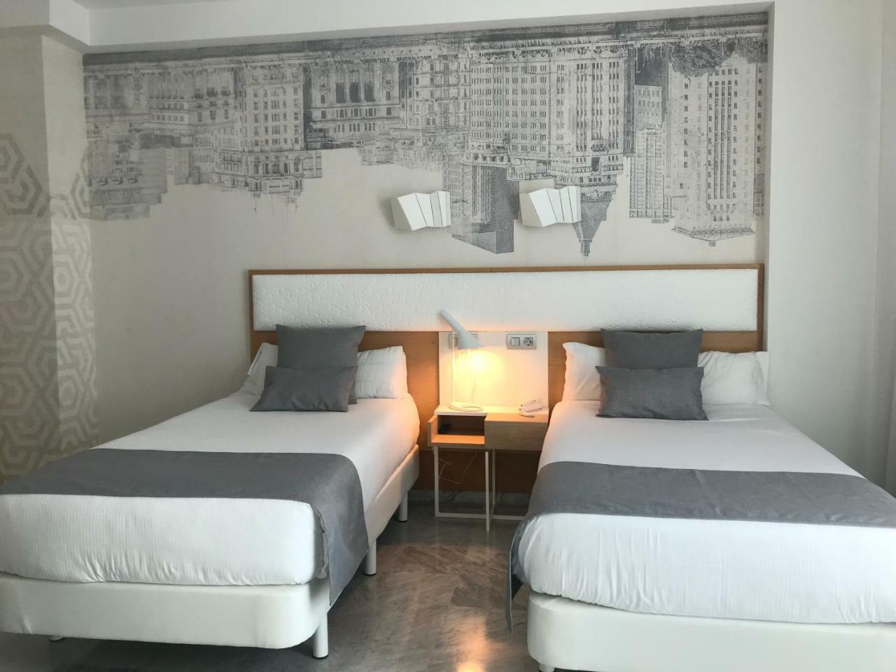 Hotel Madeira Centro Benidorm Buitenkant foto